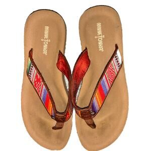 Minnetonka Women's 9 Aztec Print Thong Flip Flop Sandals Stitched‎